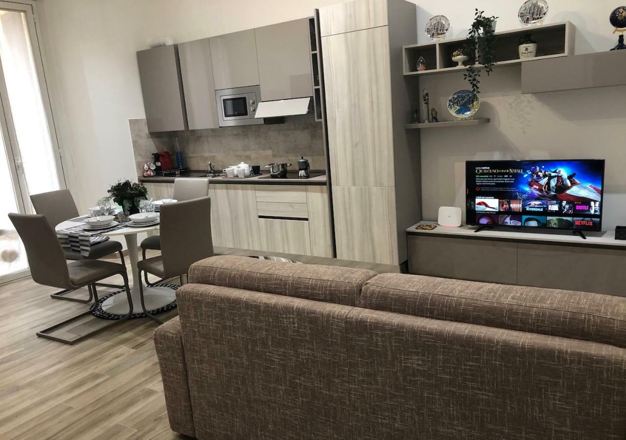 Central Lepetit Apartment De Luxe ميلان المظهر الخارجي الصورة