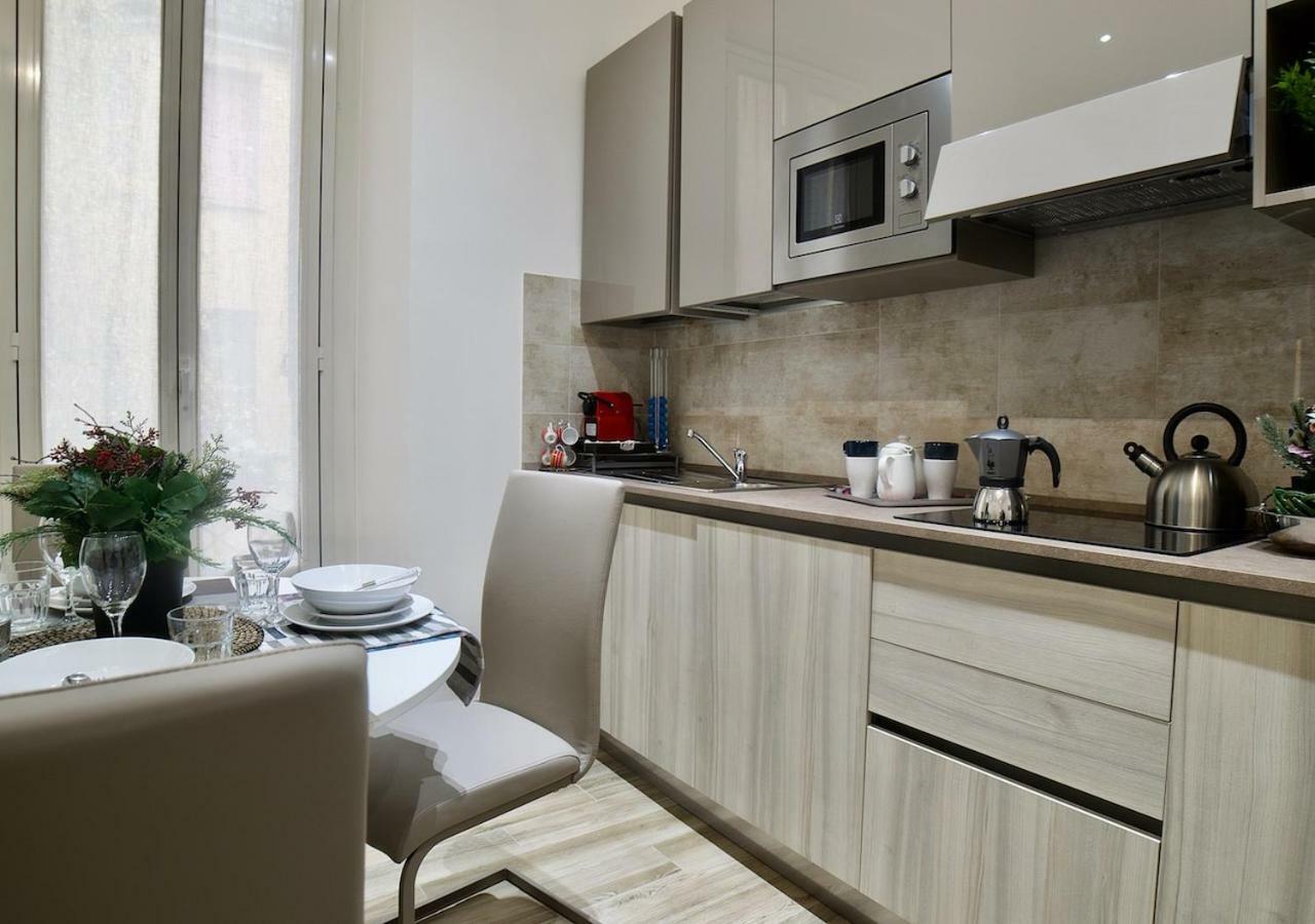 Central Lepetit Apartment De Luxe ميلان المظهر الخارجي الصورة